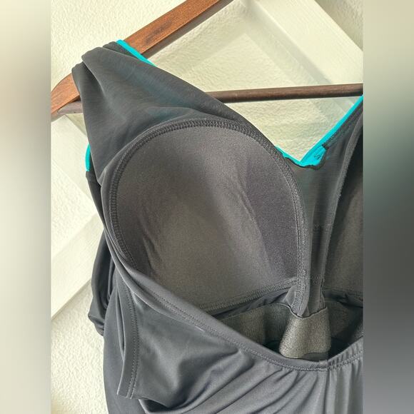 NWT Swimsuits For All Faux Wrap Swim Dress size 20 - Picture 8 of 8